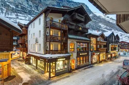 фото Alpine Lodge