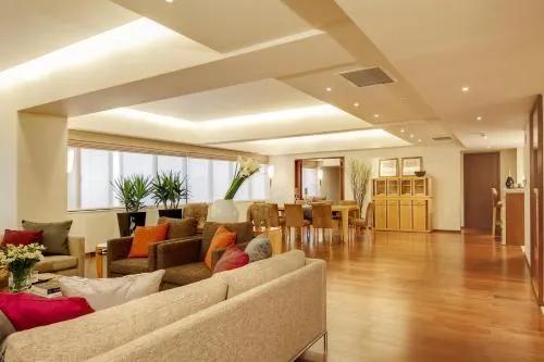 фото Shanghai Centre Serviced Apartment