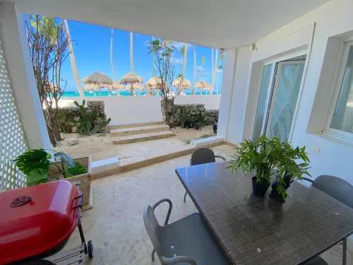 фото Luxury beachfront villa in Los Corales