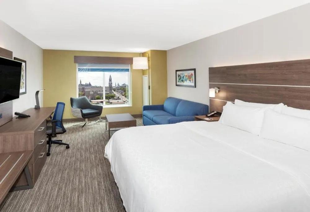 фото Holiday Inn Express & Suites Downtown Ottawa East, an IHG Hotel