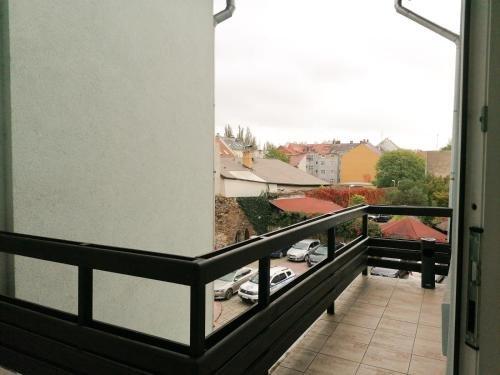 Апартаменты с балконом и с красивым видом из окна