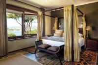 Двухместный номер Luxury с видом на залив двуспальная кровать