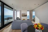 Люкс Executive c 1 комнатой с балконом и с видом на море