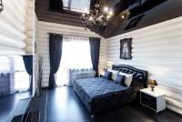 Двухместный номер Black & White с балконом и с красивым видом из окна двуспальная кровать