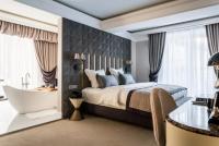 Двухместный семейный люкс с балконом двуспальная кровать