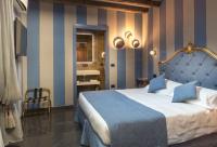 Двухместные апартаменты Tiepolo  двуспальная кровать